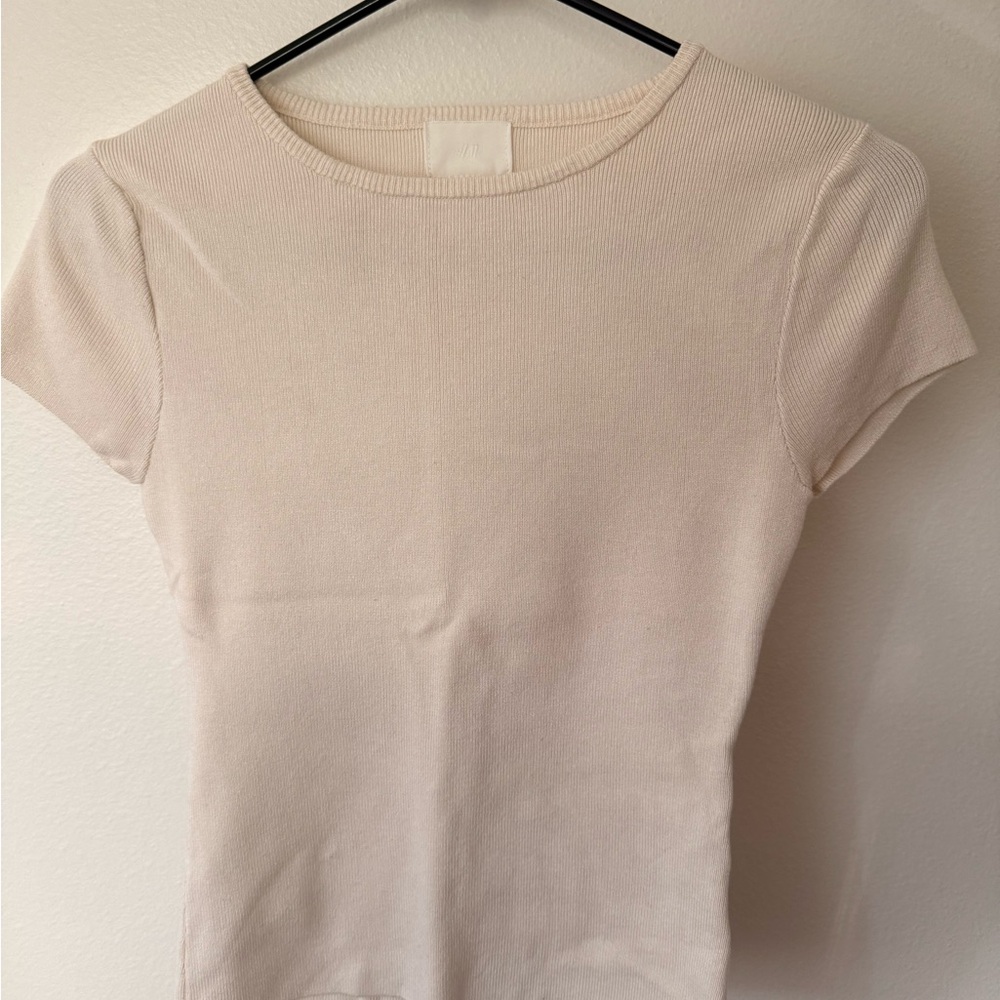 H&M Cream Short Sleeve Top